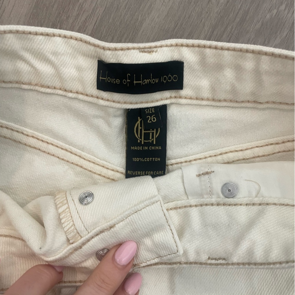 House of Harlow 1960 white high waisted denim cutoff distressed shorts - Picture 4 of 5